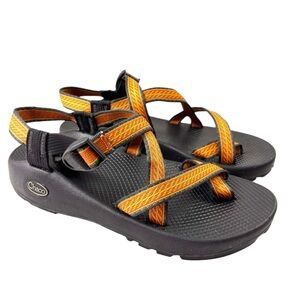 Chaco Men’s Z/2 Unaweep Adjustable Strap Classic Orange/Black Strap Sandal (9)